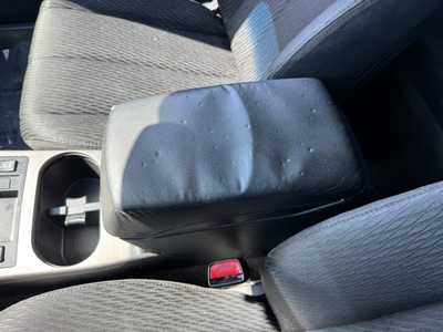 2012 Subaru Outback, $7590. Photo 7