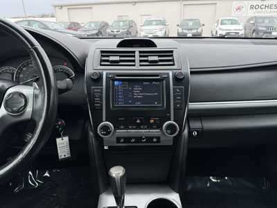 2013 Toyota Camry, $8790. Photo 2