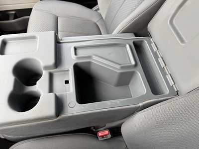 2014 Ford F150 Crew Cab, $12390. Photo 12
