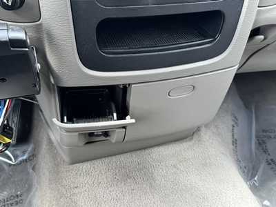 2005 Dodge 2500 Ext Cab, $11590. Photo 4