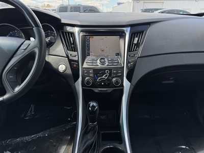 2013 Hyundai Sonata, $8990. Photo 2