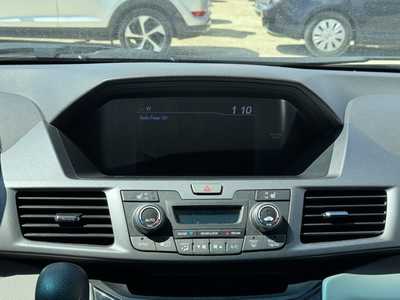2012 Honda Odyssey, $6991. Photo 3