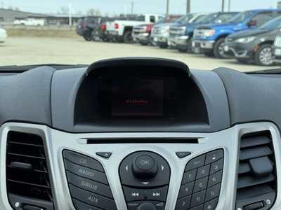 2013 Ford Fiesta, $4990. Photo 3