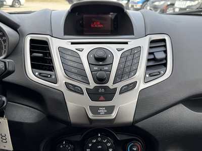 2013 Ford Fiesta, $4990. Photo 4