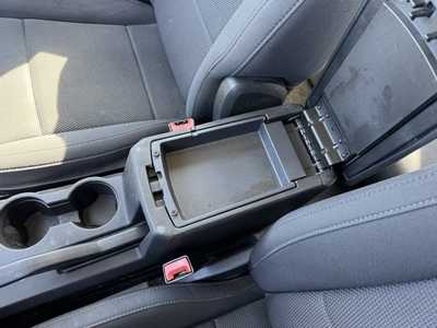 2010 Dodge Avenger, $4991. Photo 11