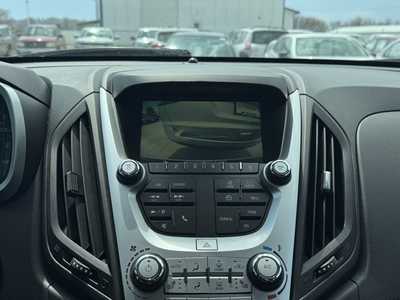 2017 Chevrolet Equinox, $6990. Photo 4