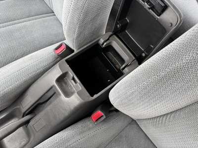 1994 Toyota Camry, $2690. Photo 11