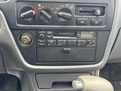 1994 Toyota Camry, $2690. Photo 4