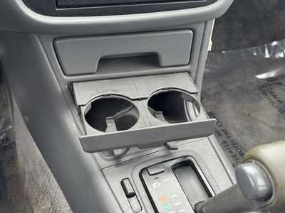 1994 Toyota Camry, $2690. Photo 9