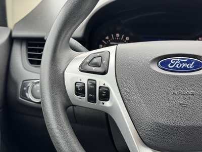 2013 Ford Edge, $5899. Photo 11