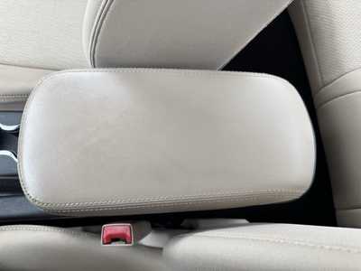 2012 Chrysler 200, $8990. Photo 9