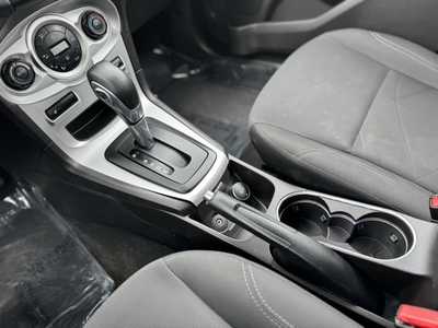 2014 Ford Fiesta, $6498. Photo 10