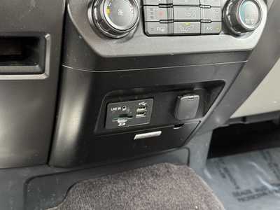 2015 Ford F150 Ext Cab, $13490. Photo 8