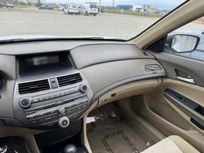 2008 Honda Accord, $5499. Photo 11