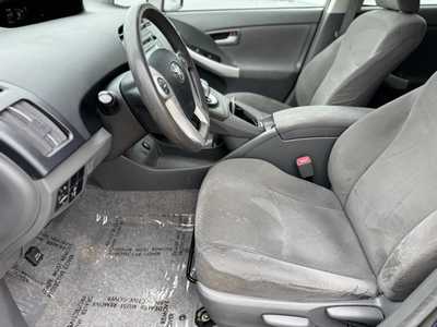 2011 Toyota Prius, $4990. Photo 4