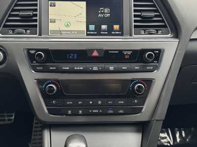 2015 Hyundai Sonata, $13699. Photo 5