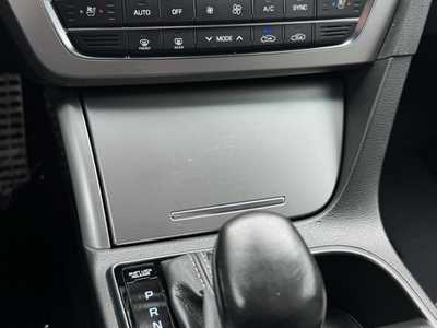 2015 Hyundai Sonata, $13699. Photo 6