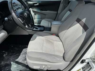2014 Toyota Camry, $9990. Photo 4