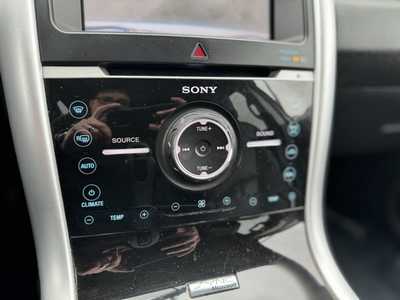 2012 Ford Edge, $7490. Photo 9