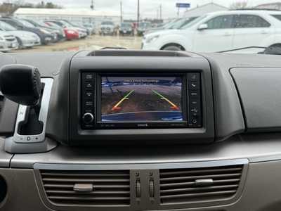 2012 Volkswagen Routan, $6990. Photo 4