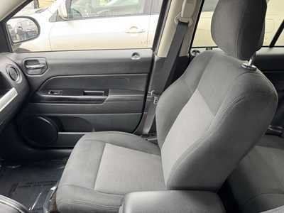 2015 Jeep Compass, $5991. Photo 11