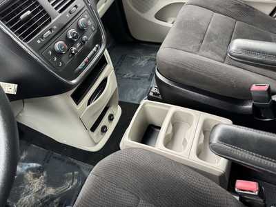 2012 Dodge Caravan, Grand, $4990. Photo 11