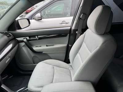 2012 Kia Sorento, $7590. Photo 12