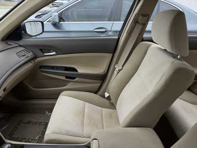 2008 Honda Accord, $5499. Photo 10