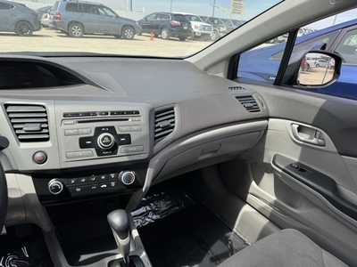 2012 Honda Civic, $8988. Photo 11