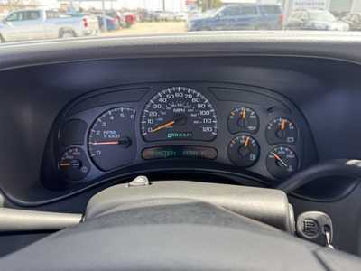 2005 Chevrolet 2500 Reg Cab, $9990. Photo 12