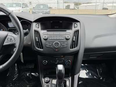 2016 Ford Focus, $5998. Photo 2