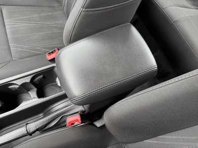 2016 Ford Focus, $5998. Photo 9