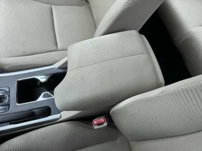 2014 Honda Accord, $11199. Photo 11