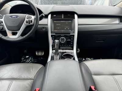 2013 Ford Edge, $9500. Photo 2