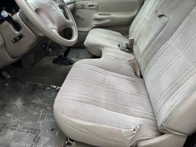 2000 Toyota Tundra Reg Cab, $7991. Photo 4