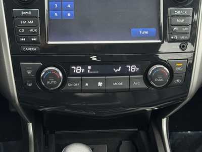 2013 Nissan Altima, $11990. Photo 10