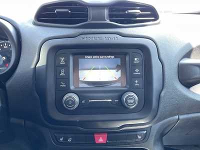 2017 Jeep Renegade, $10390. Photo 4