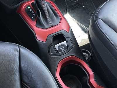 2017 Jeep Renegade, $10390. Photo 9