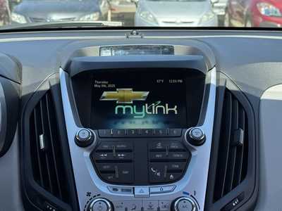 2014 Chevrolet Equinox, $7490. Photo 3