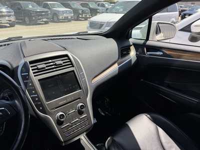 2015 Lincoln MKC, $8491. Photo 12