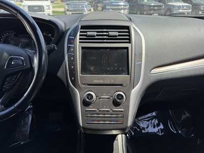 2015 Lincoln MKC, $8491. Photo 2