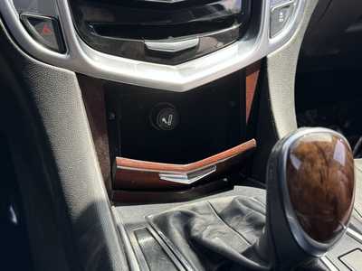 2015 Cadillac SRX, $9490. Photo 7
