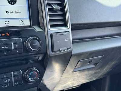 2017 Ford F150 Crew Cab, $16498. Photo 7