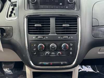2016 Dodge Caravan, Grand, $8991. Photo 4