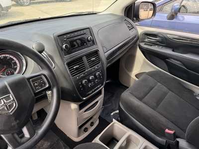 2016 Dodge Caravan, Grand, $8991. Photo 5