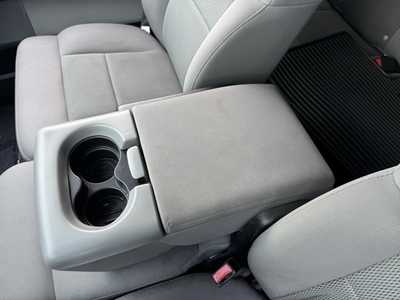 2005 Ford F150 Ext Cab, $5690. Photo 9