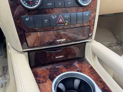 2011 Mercedes-Benz M-Class, $8491. Photo 12