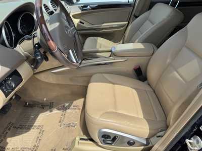 2011 Mercedes-Benz M-Class, $8491. Photo 5