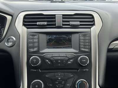 2017 Ford Fusion, $10990. Photo 4