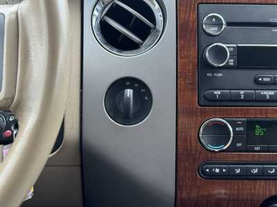 2009 Ford Expedition, $9990. Photo 4